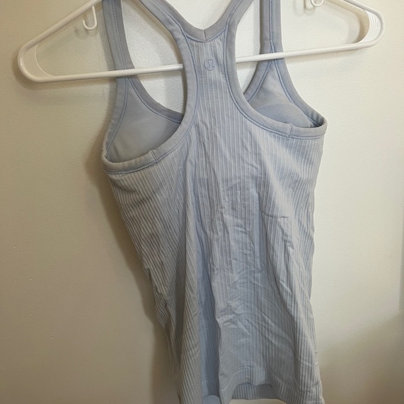 Lululemon Tank top size 2 - Picture 2 of 2